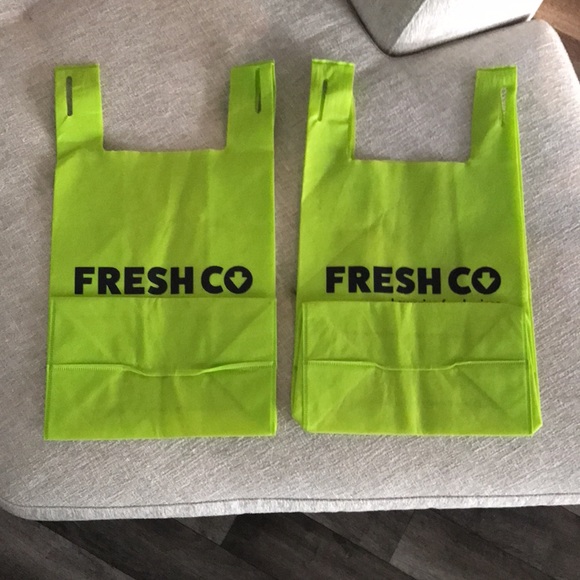 Brand New Canada 🇨🇦 and Fresh Co Reusable Bags - Picture 4 of 5